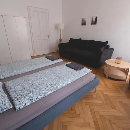Appartamento Sunlit Modern Retreat In The Heart Of Budapest